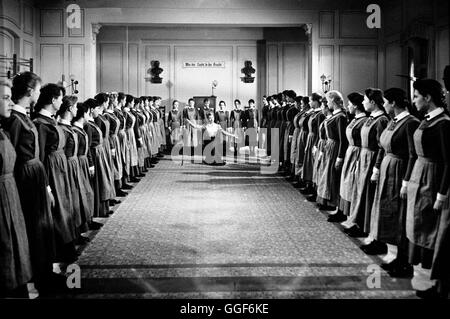 MÄDCHEN IN UNIFORM / Deutschland 1958 / GÄza von Radvanyi Filmszene aus "Mädchen in Uniform", 1958. Regie: GÄza von Radv nyi Stockfoto