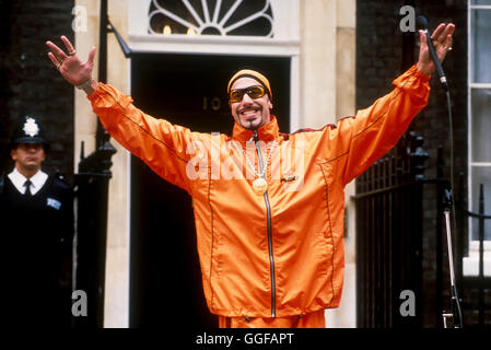 ALI G INDAHOUSE / Ali G Indahouse GB 2002 / Steve Bendelak Ali G (SASHA BARON-COHEN) Regie: Steve Bendelak aka. Ali G Indahouse Stockfoto