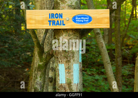 Europa-Radweg Eiserner Zeichen, Beckley Ofen Industrial Monument, Connecticut Stockfoto