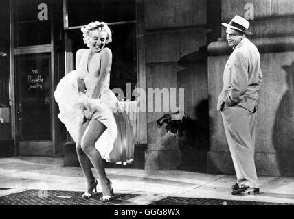 DAS VERFLIXTE 7. JAHR / die siebenjährigen Itch USA 1955 / Billy Wilder MARILYN MONROE, TOM EWELL, "The Seven Year Itch", 1955. Regie: Billy Wilder aka. The Seven Year Itch Stockfoto