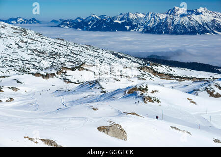 Geographie/Reisen, Österreich, Vorarlberg, Skigebiet, Gottesacker Plateau, Kleinwalsertal, dahinter Allgaeuer Alpen, Allgäu, Freedom-Of - Panorama Stockfoto