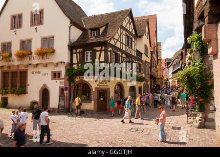 Geographie/reisen, Frankreich, Elsass, Riquewihr, Altstadt, Fußgängerzone, Additional-Rights - Clearance-Info - Not-Available Stockfoto