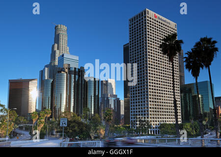 Geographie/Reisen, USA, Kalifornien, Los Angeles, Downtown Los Angeles, 4th Street Bridge, Harbor Freeway (I-110), Additional-Rights - Clearance-Info - Not-Available Stockfoto