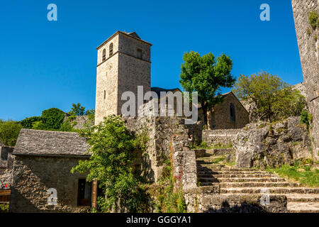 La Couvertoirade gekennzeichnet Les Plus Beaux Dörfer de France, Larzac Hochebene, Aveyron, Frankreich Stockfoto