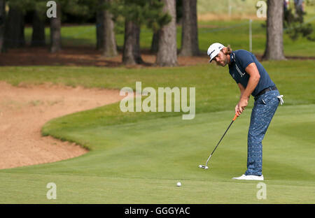 Schwedens Johan Carlsson am 6. grüne in Runde 3 am zweiten Tag von Paul Lawrie Match Play Archerfield links, East Lothian. Stockfoto