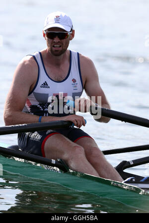 Der Brite Alan Campbell während die Männer einzelne Sculls Hitze 4 an der Lagoa Stadiun am ersten Tag der Olympischen Spiele in Rio, Brasilien. Stockfoto