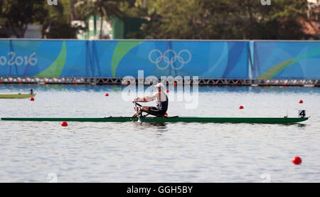 Der Brite Alan Campbell während die Männer einzelne Sculls Hitze 4 an der Lagoa Stadiun am ersten Tag der Olympischen Spiele in Rio, Brasilien. Stockfoto