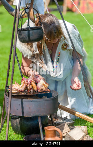 Schlacht von Wodensfield Re-Enactment August 5. 910 n. Chr. Die Schlacht von Tettenhall (manchmal genannt die Schlacht von Birmingham) Stockfoto