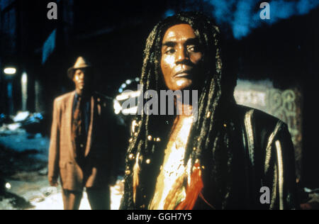 PREDATOR 2 / Predator 2 USA 1990 / Stephen Hopkins Szene Mit DANNY GLOVER (Harrigan, Li) Und CALVIN LOCKHART (King Willie). Regie: Stephen Hopkins aka. Predator 2 Stockfoto