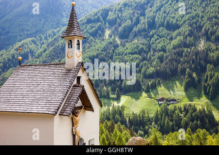 Geographie/Reisen, Italien, Südtirol, kleine Kapelle in der Nähe von St. Jakob im Ahrntal (Ahrntal), Additional-Rights - Clearance-Info - Not-Available Stockfoto