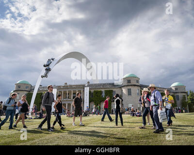 Goodwood House, Goodwood Festival of Speed 2014, Rennen, Autorennen, Oldtimer, Chichester, Sussex, Großbritannien, große Brit Stockfoto