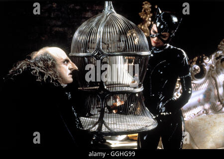 BATMANS RÜCKKEHR / Batman kehrt USA 1992 / Tim Burton DANNY DE VITO, MICHELLE PFEIFFER (Catwoman, Selina) Regie: Tim Burton aka. Batman Returns Stockfoto