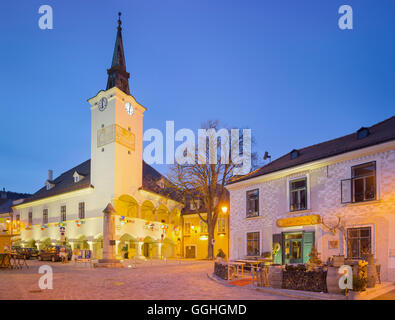 Rathaus in Gumpoldskirchen, Mödling, Niederösterreich, Österreich Stockfoto