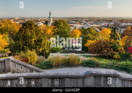 Pfarrkirche und Park mit Beethoven Tempel, Baden bei Wien, Niederösterreich, Österreich Stockfoto