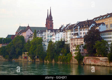 Blick über den Rhein nach Münster, Basel, Schweiz, Europa Stockfoto