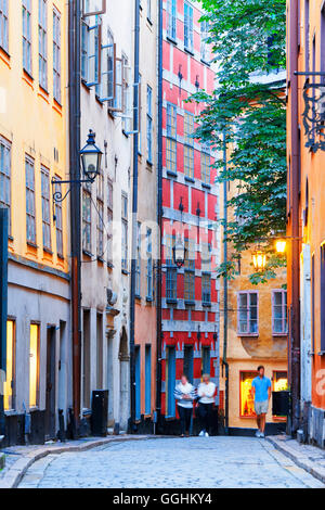 Tyska Brinken Gasse in der Altstadt Gamla Stan, Stockholm, Schweden Stockfoto