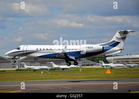 London Executive Aviation Embraer EMB-135BJ Legacy 650 G-GLEG in Farnborough International Airshow 2016 Stockfoto