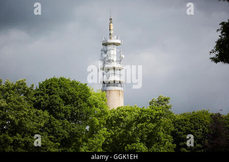 Heaton Park BT Tower hohen Fernmeldeturm aus Stahlbeton, einer der sieben Türme der BT "Chilterns" Design gebaut Stockfoto