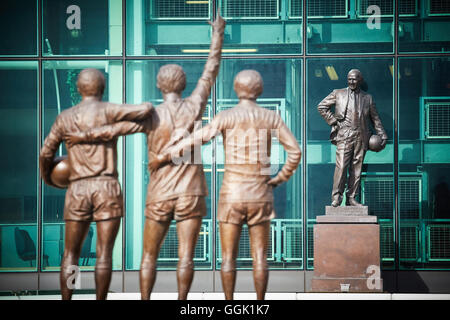 Manchester united Holy Trinity Matt Busby Sculpte Statue Künstler kreative Designer entworfen, Handarbeit gefertigt erstellt aus Stockfoto