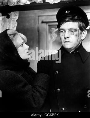 DOKTOR SCHIWAGO / Doctor Zhivago USA 1965 / David Lean JULIE CHRISTIE (Lara), TOM COURTENAY (Pascha/Strelnikov)-Regie: David Lean aka. Doktor Schiwago Stockfoto