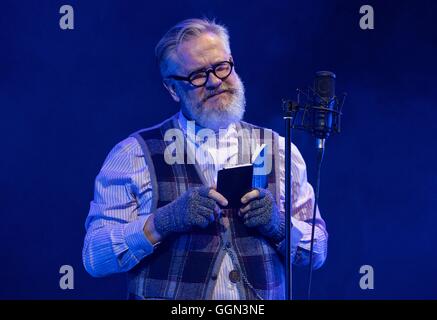 Edinburgh Fringe Festival, Schottland. 6. August 2016. Das Pleasance Edinburgh Fringe Festival startet 2016 Programm bewirtet durch Schauspieler Susan Calman Credit: Richard Dyson/Alamy Live News Stockfoto