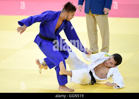 Rio De Janeiro, Brasilien. 6. August 2016. Mens Judowettkampf. Felipe Kitadai (Bra) im Vergleich zu Walide Khyar (Fra) - Mens unter 60kg Credit: Action Plus Sport/Alamy Live News Stockfoto