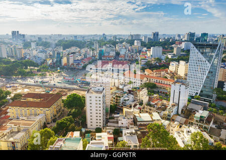 Die Innenstadt von Saigon, Ben Thanh Market und Quach Thi Trang Park im Sonnenuntergang, Vietnam. Stockfoto