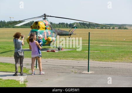 Minsk, Belarus - 17. Juli 2016: Luftfahrt Technologiemuseum unter freiem Himmel in der Stadt Minsk. Stockfoto