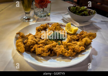 Wiener Schnitzel, Wien, Österreich Stockfoto