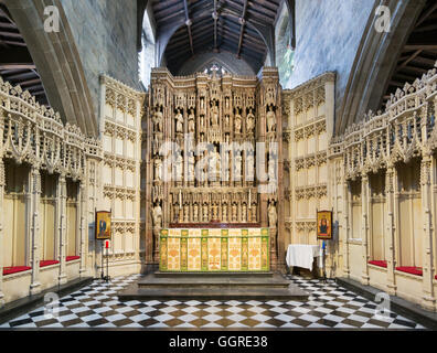 Der Hochaltar Bildschirm oder Retabel in der St. Nikolaus-Kirche, Newcastle Kathedrale, Nord-Ost-England, UK Stockfoto