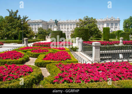 Oriente Square und königlicher Palast. Madrid, Spanien. Stockfoto