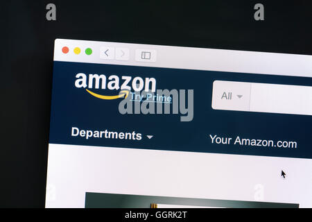 Amazon-Website auf einem Computer-Bildschirm. Amazon.com ist ein US-amerikanischer e-Commerce-Unternehmen. Stockfoto