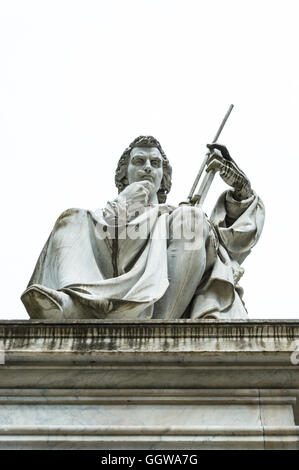 Italien, Evangelista Torricelli Steinstatue in Faenza. Stockfoto