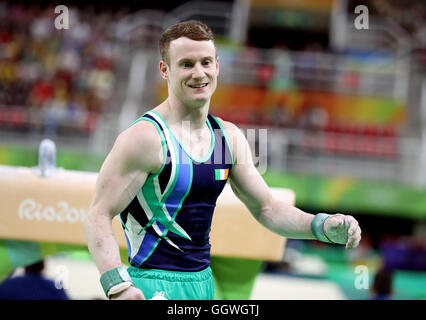 Irlands Kieran Behan in Aktion im Kunstturnen der Männer am ersten Tag der Olympischen Spiele in Rio, Brasilien. Stockfoto