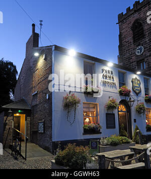 Parr Arms Pub, Grappenhall Dorf, Warrington, Cheshire, England, Vereinigtes Königreich, in der Nacht Stockfoto