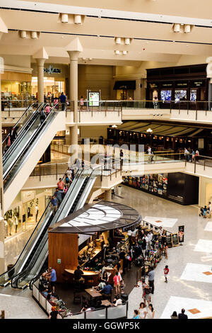 Innere des Tysons Galleria, 2001 International Drive, McLean, Virginia Stockfoto