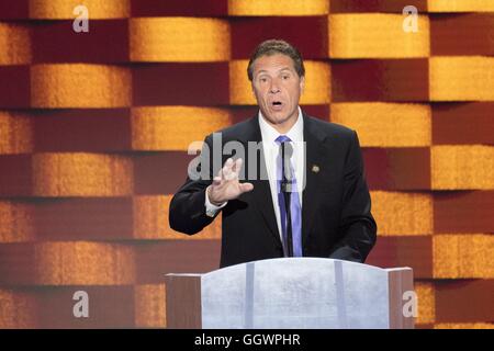 New Yorker Gouverneur Mario Cuomo spricht während des letzten Tages der Democratic National Convention im Wells Fargo Center 28. Juli 2016 in Philadelphia, Pennsylvania. Stockfoto