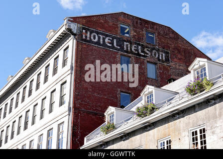 Das Hotel Nelson auf Platz Jacques Cartier in Old Montreal, Quebec, Kanada Stockfoto