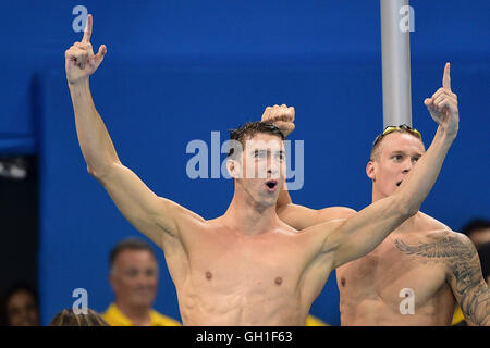 Rio De Janeiro, Brasilien. 7. August 2016. Rio 2016 Olympischen Spiele im Olympiastadion Aquatics, in Rio De Janeiro. Relais 4 x 100-M-USA - Freude für Michael Phelps, wie sein Team die Goldmedaille gewinnt. DRESSEL Caeleb ADRIAN Nathan PHELPS Michael HELD Ryan © Aktion Plus Sport/Alamy Live News Stockfoto