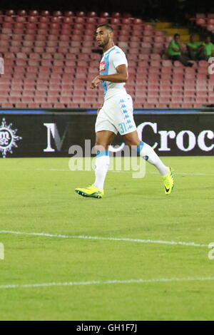 Napoli, Italien. 7. August 2016. Faouzi Ghoulam (SSC NAPOLI) während Fußball-match zwischen SSC Napoli und Monaco im Stadio San Paolo in Napoli Kamehameha Ergebnis Napoli vs. Monaco 5-0 Credit: Salvatore Esposito/Alamy Live News Stockfoto