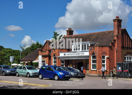 Bahnhofsgebäude, Letchworth Garden City, Hertfordshire, England, UK Stockfoto