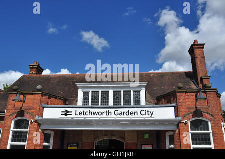 Bahnhofsgebäude, Letchworth Garden City, Hertfordshire, England, UK Stockfoto