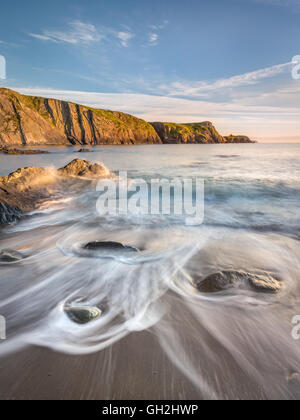 Traeth Llyfyn Strand in der Nähe von Abereiddy blaue Lagune an der Küste von Pembrokeshire in Wales Stockfoto