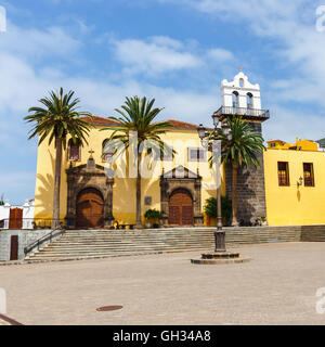 Hauptplatz in Garachico mit Kloster von San Francisco, Teneriffa, Spanien Stockfoto