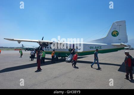 Tara Air Twin Otter Flugzeuge am Start-und Landebahn, Flughafen Kathmandu, Lukla, Nepal, Asien Stockfoto