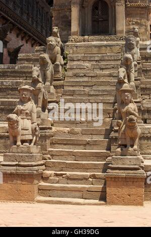 Eingang zum Siddhi Laxmi Tempel, 17. Jahrhundert, Durbar Square, UNESCO-Weltkulturerbe, Bhaktapur, Kathmandu Tal Nepal Asien Stockfoto