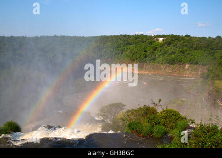 Berühmten Iguazu-Wasserfälle an der Grenze zwischen Argentinien und Brasilien Stockfoto