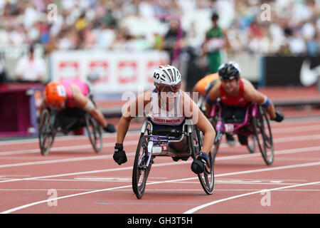 Hannah COCKROFT im Wettbewerb mit der Frauen 100m T34, IPC Jubiläum Spiele 2016., Queen Elizabeth Olympic Park, Stratford, London, UK. Stockfoto