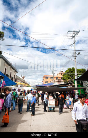 Traditioneller sonntagsmarkt. Tlacolula, Mexiko Stockfoto