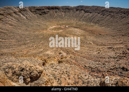 Meteor Crater aka Barringer Crater, gesehen vom unteren Aussichtsplattform am Nordrand, National Natural Landmark in der Nähe von Winslow, Arizona Stockfoto